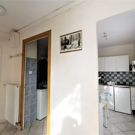 Apartamento T2 Avec Jardin A - Fr-1-555-41